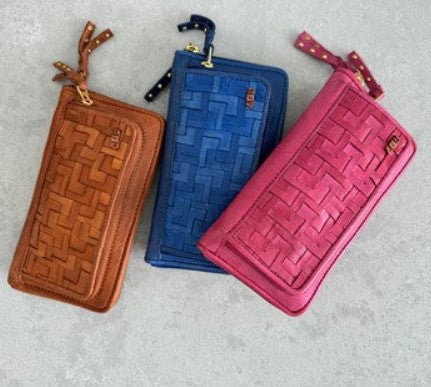 Art N' Vintage Norah Wallet - Honey. image 0